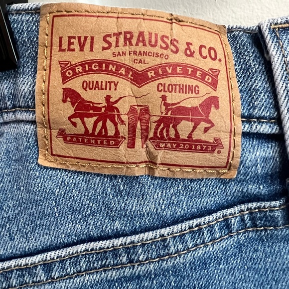 Levi’s Jeans - Picture 4 of 4